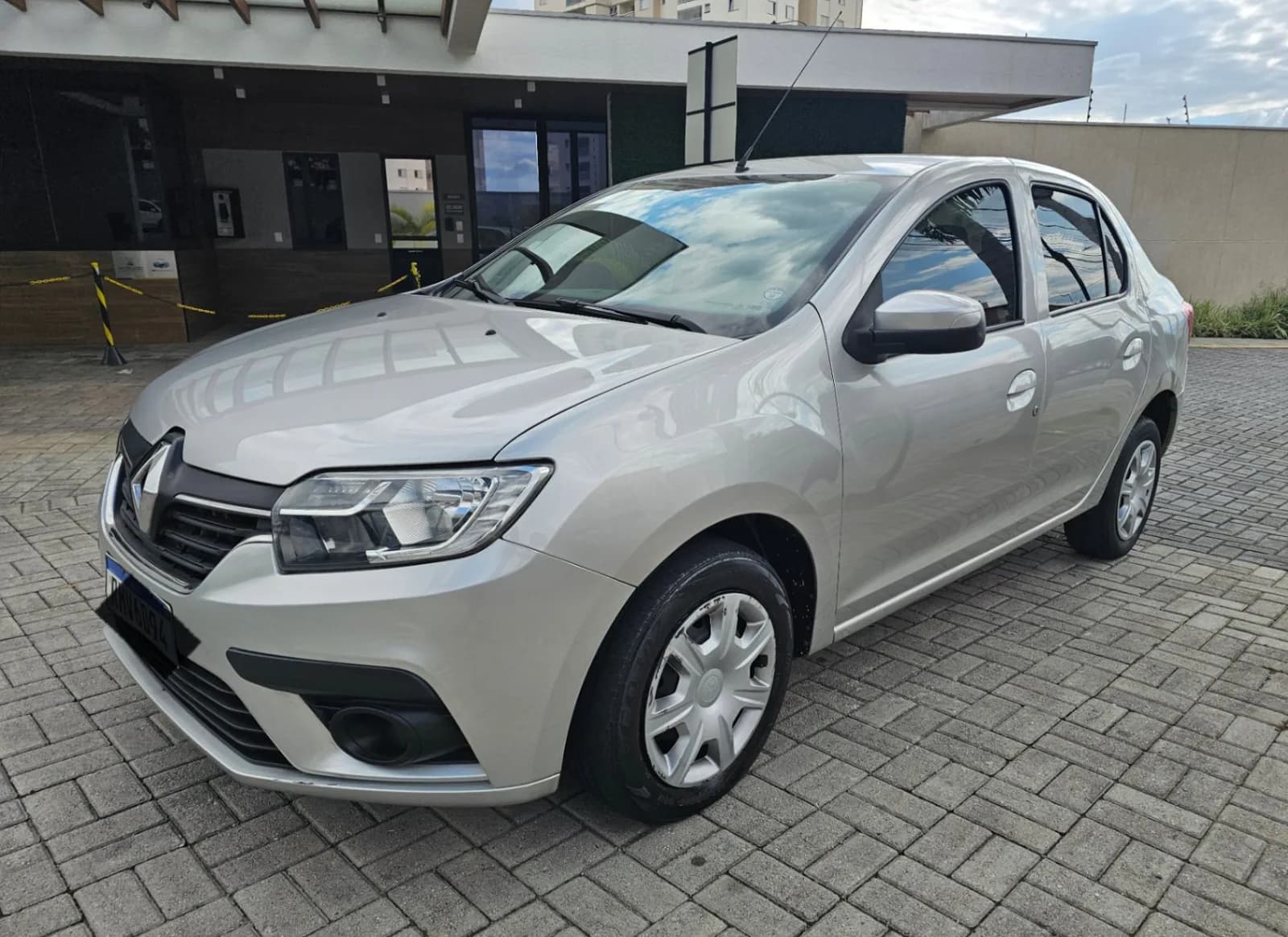 Renault Logan